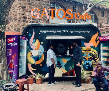 Gatos Cafe exterior
